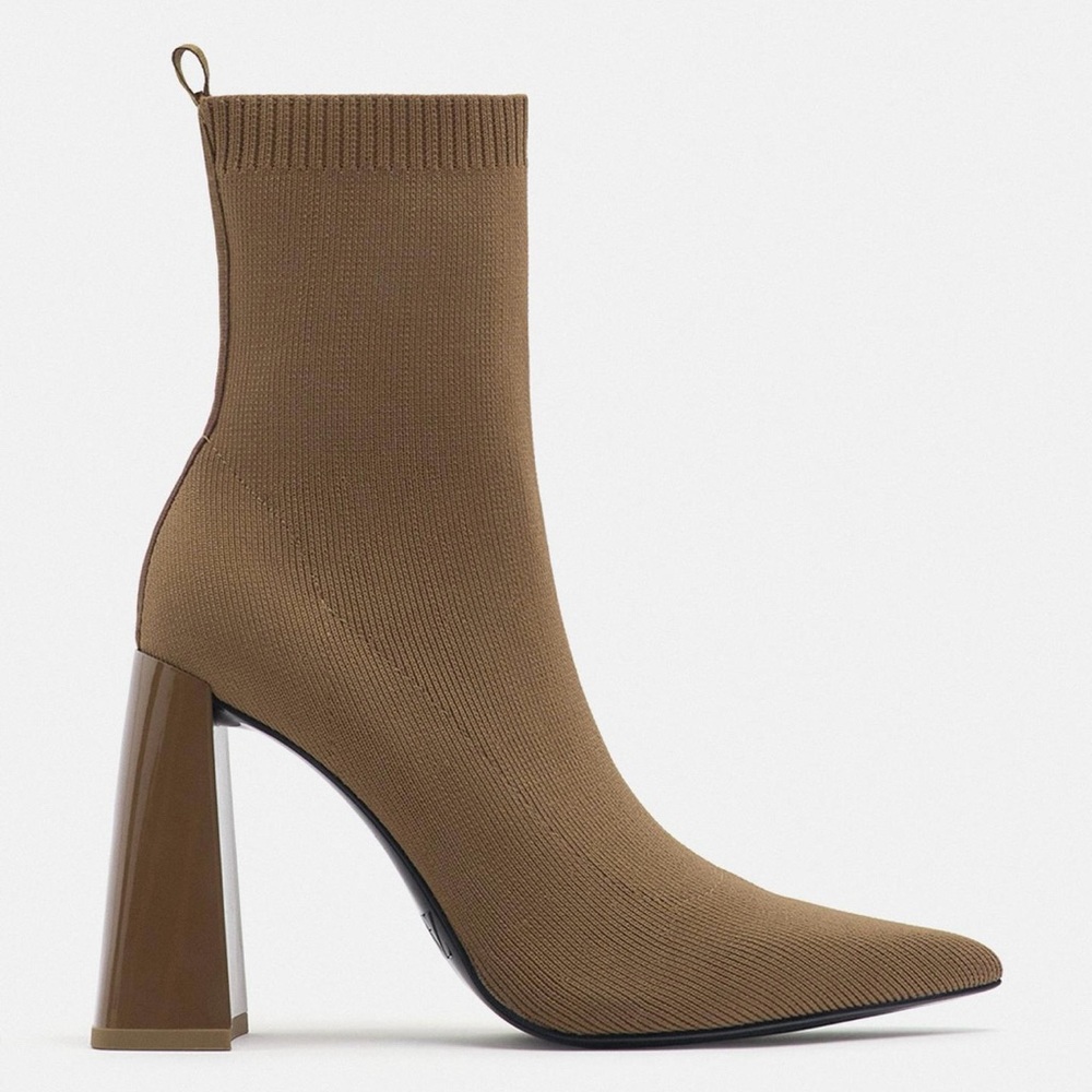 Zara Tan Ankle Boots with Pointed Toe and Sculptural Heel